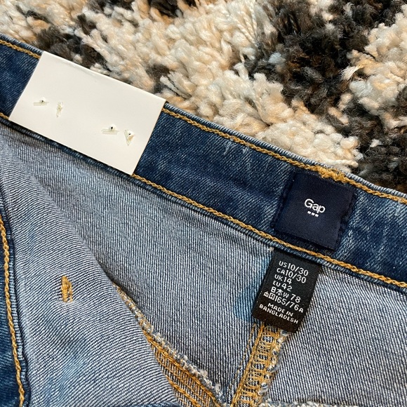 GAP Factory Women’s Denim Button-Front Skirt, size 10/30. New With Tags NWT. - Picture 5 of 8